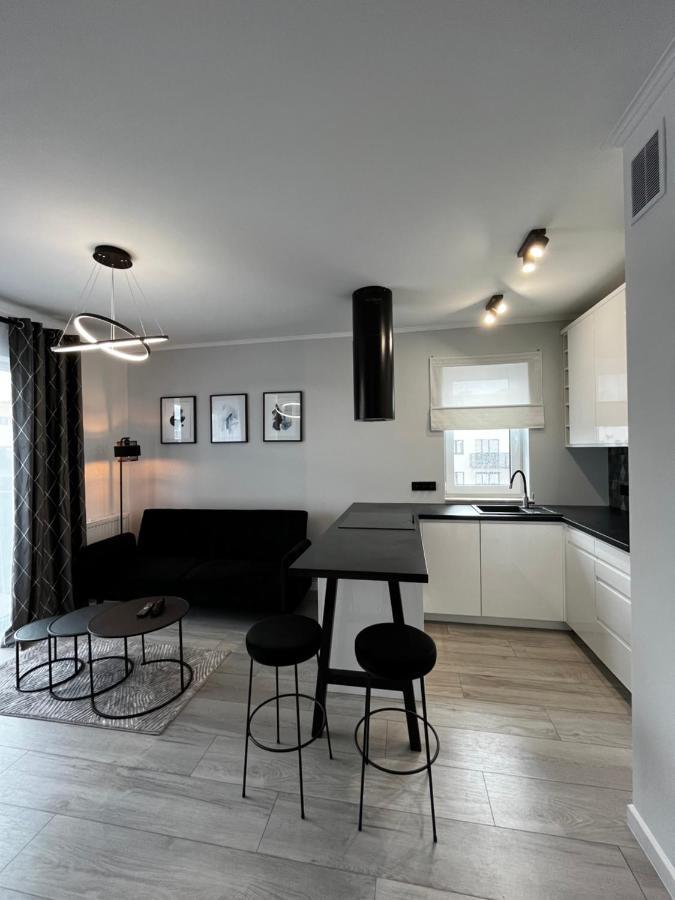 Ferienwohnung Trzy Pokoje Mieszkanie W Nowej Dzielnicy Wroclawia Exterior foto