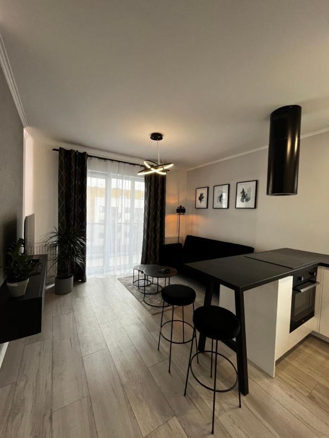Ferienwohnung Trzy Pokoje Mieszkanie W Nowej Dzielnicy Wroclawia Exterior foto